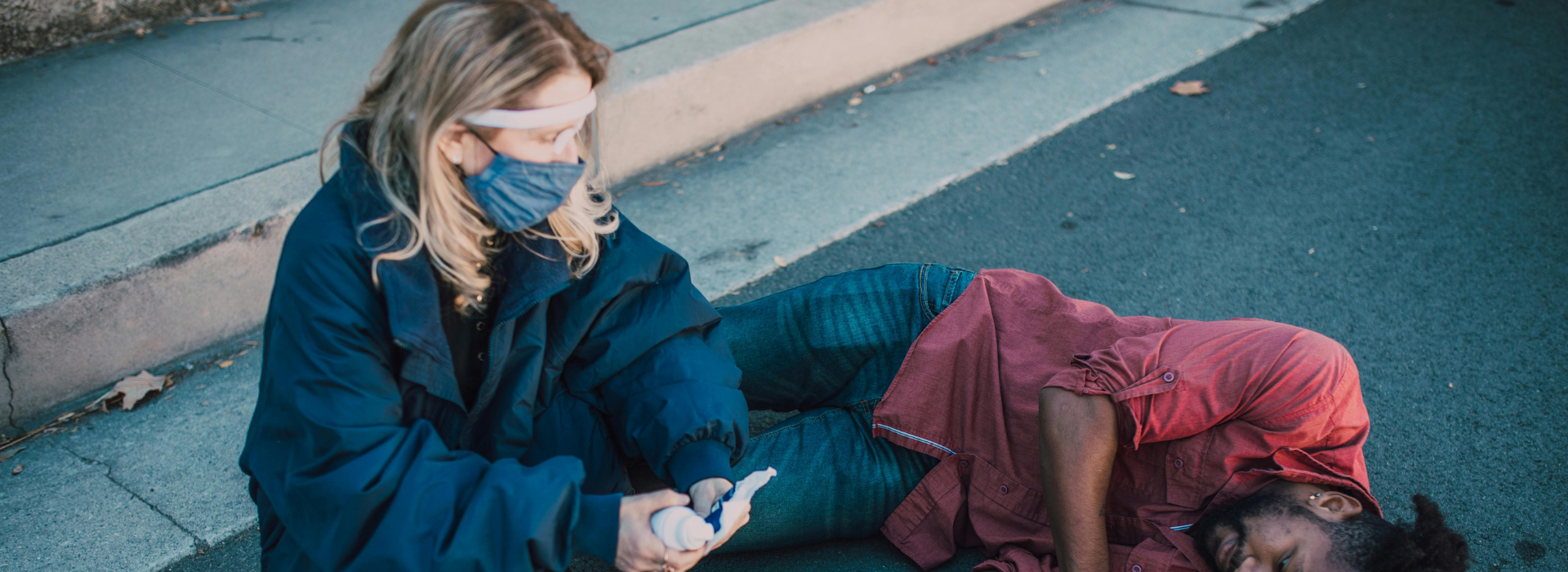 Essential First Aid Tips for Road Warriors: Stay Safe on the Go!