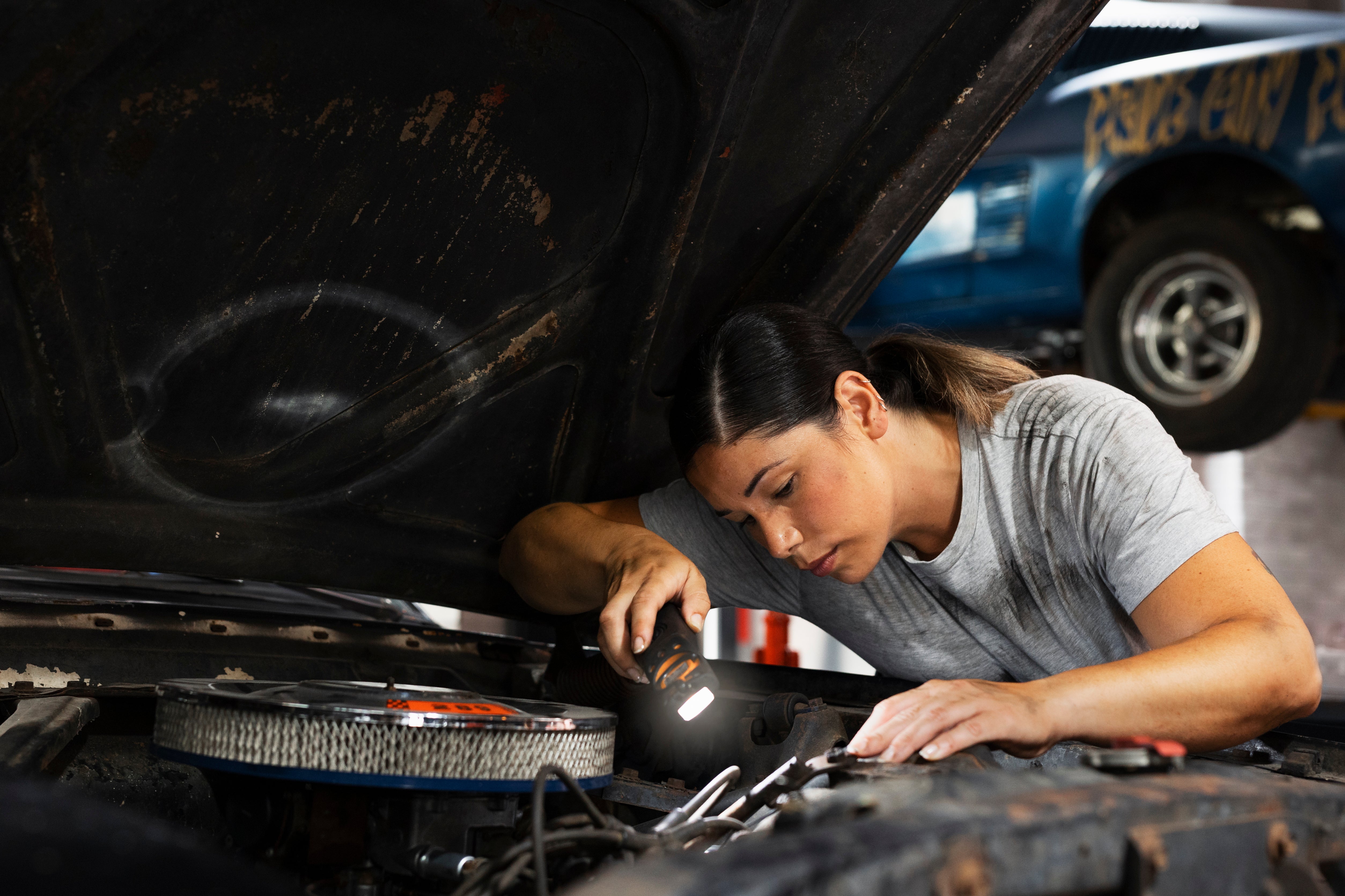 Spring Car Maintenance Checklist (Must-Do Tasks Before the Weather Warms Up)