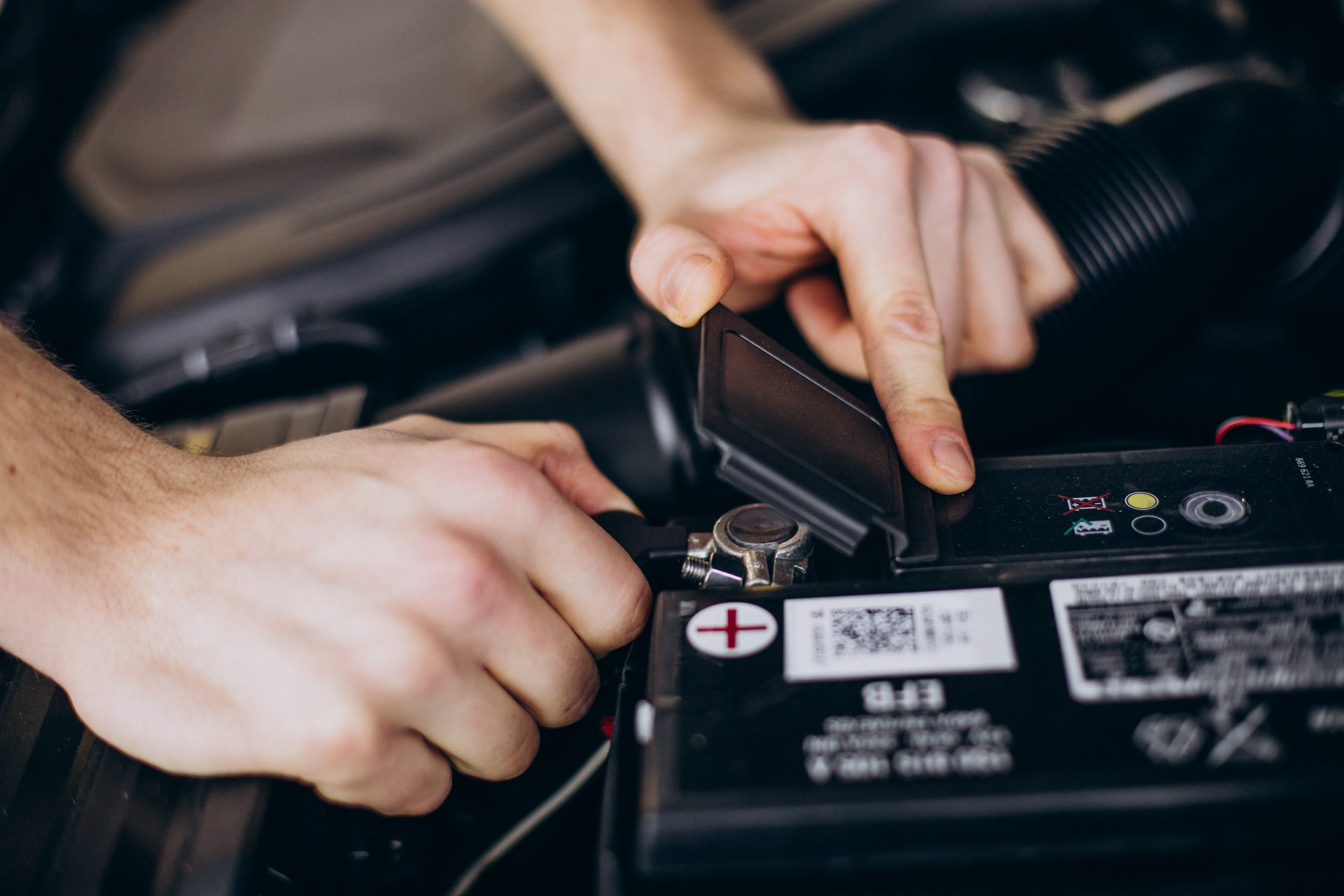 Everything You Need to Know About Vehicle Batteries | FIXRA