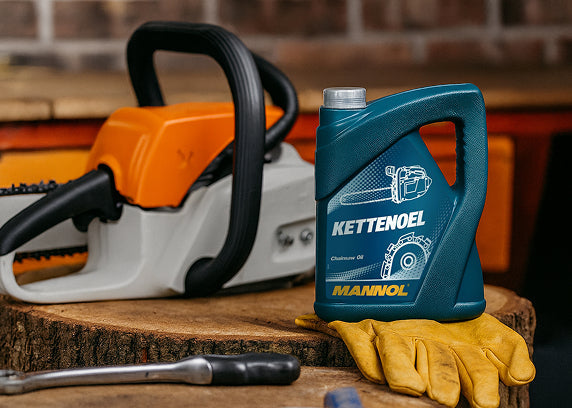Chainsaw Oil