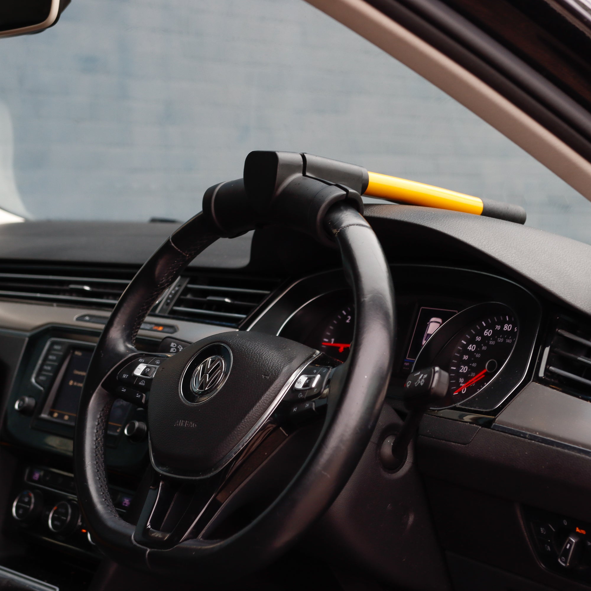 Streetwize Universal Rotary Vehicle Steering Lock