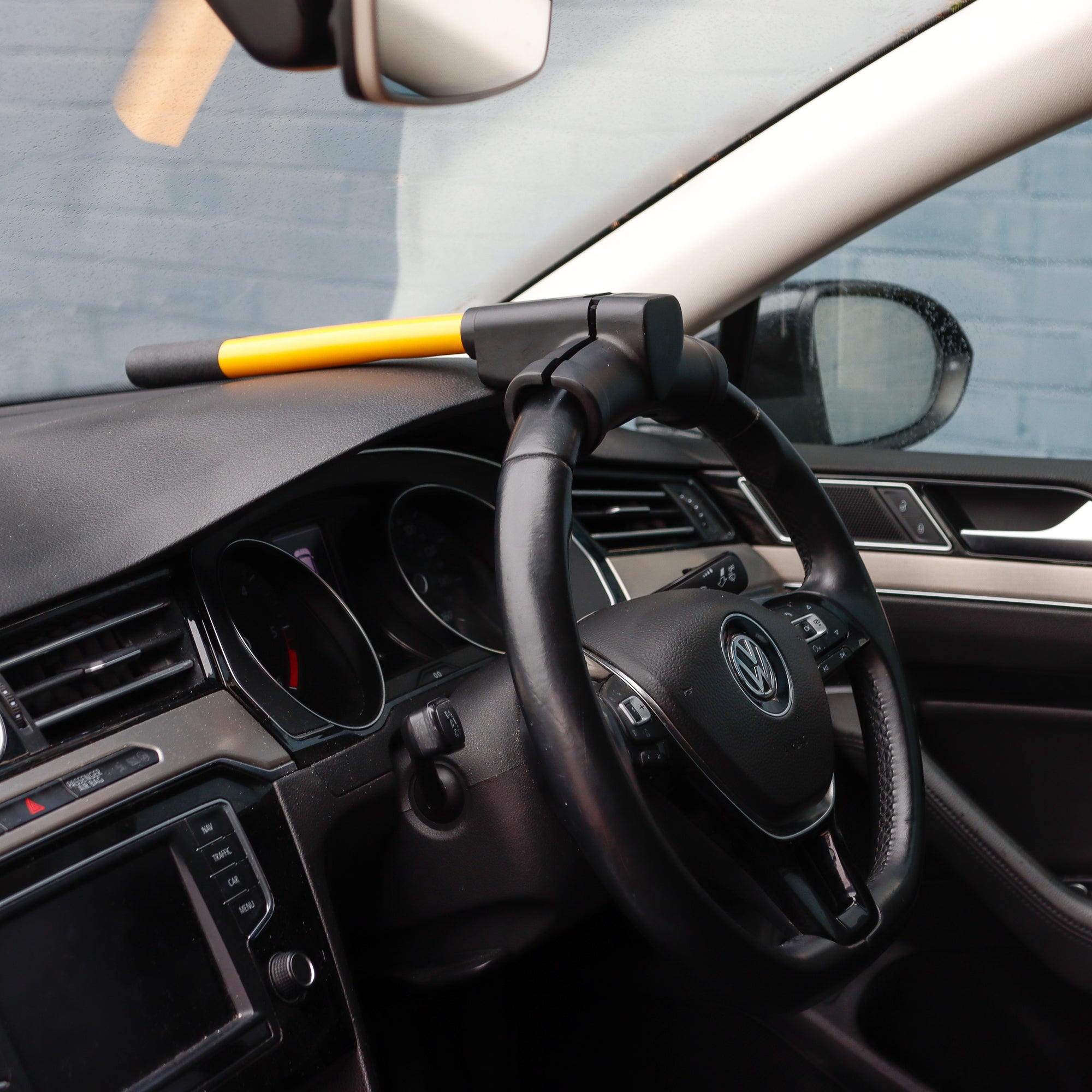 Streetwize Universal Rotary Vehicle Steering Lock
