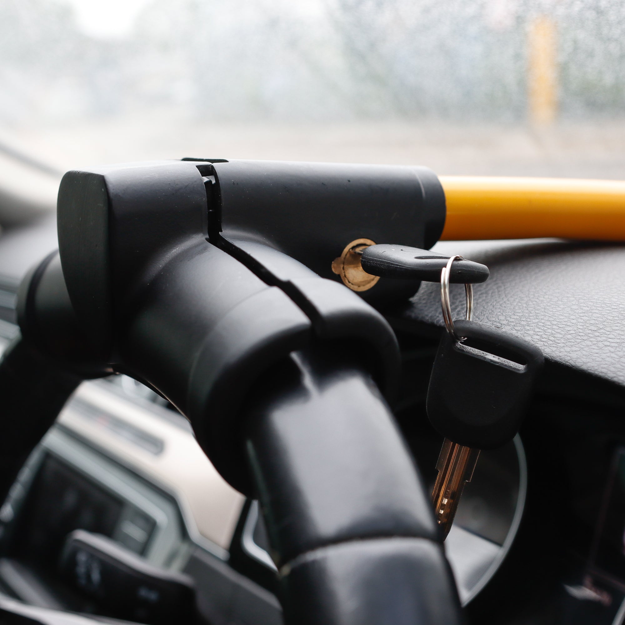 Streetwize Universal Rotary Vehicle Steering Lock