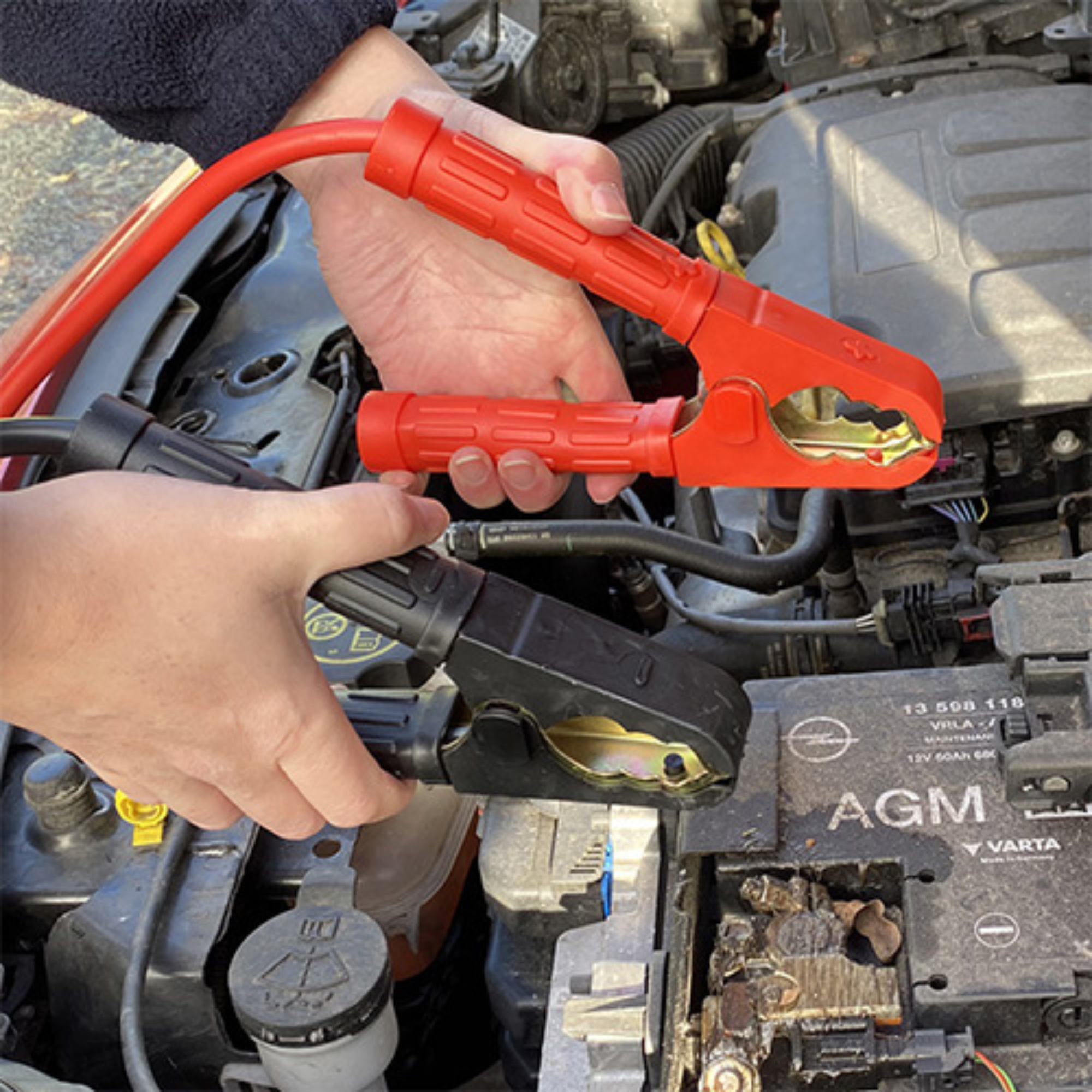 2m 15mm² jumper cables, heavy-duty car battery emergency starter cables.