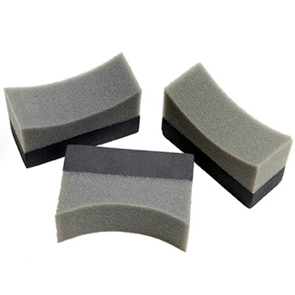 Single loose tyre dressing applicator pad designed for smooth, even application of tyre shine.