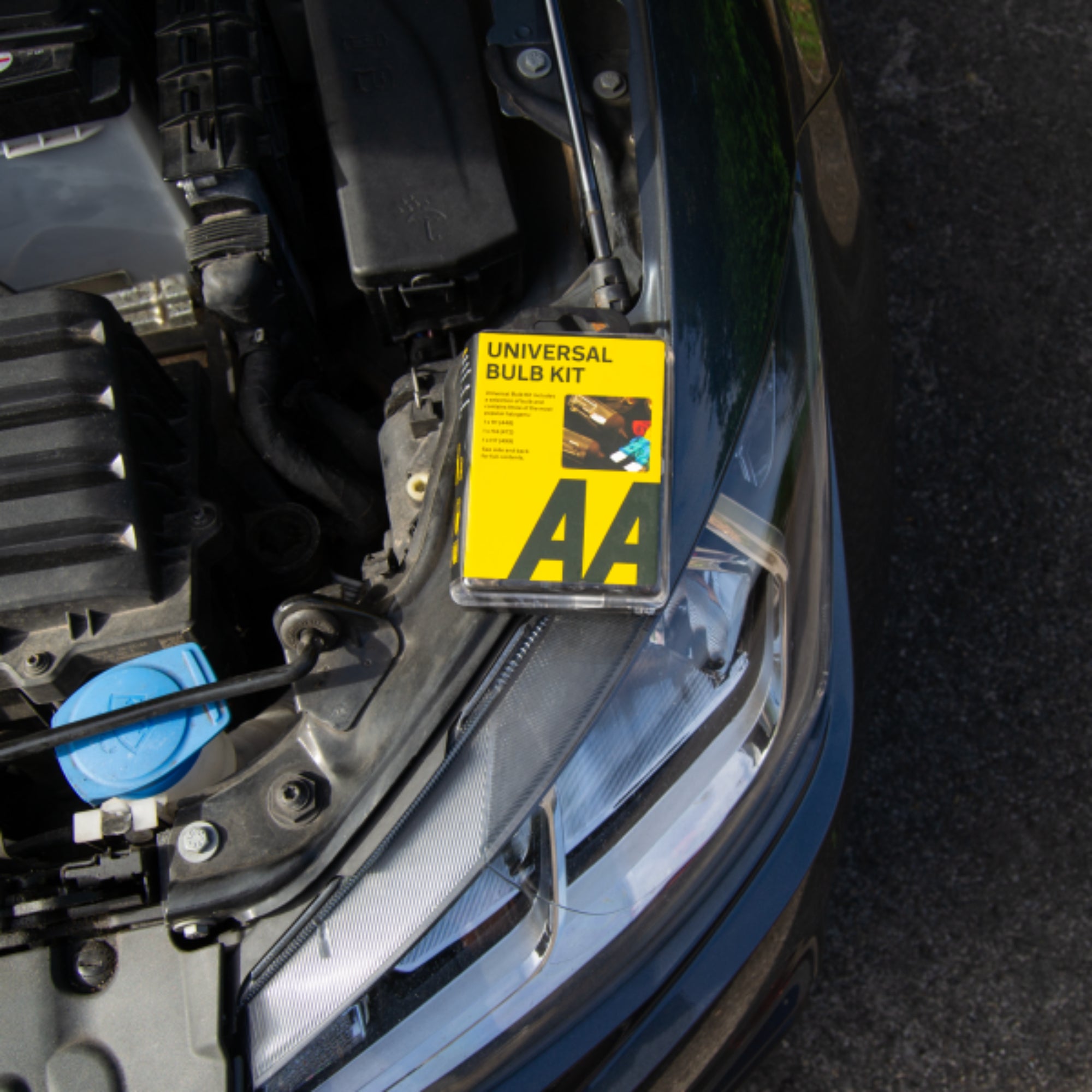 AA Compact Universal Bulb Kit