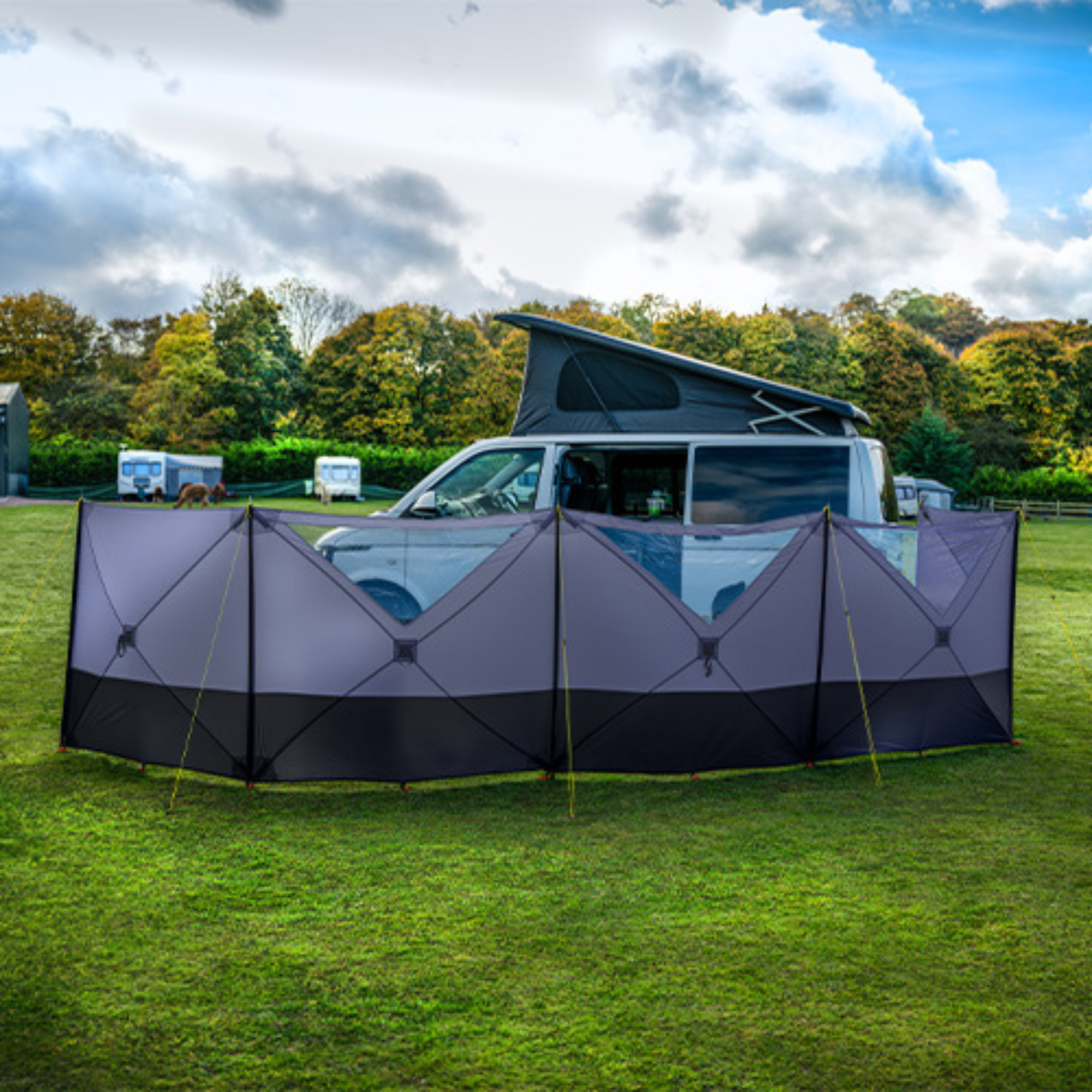 Maypole 5 Panel Pop-Up Windbreak